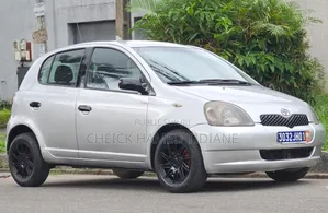 Toyota Yaris 2003 Gris