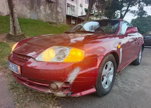 Hyundai Verna 2002 Rouge