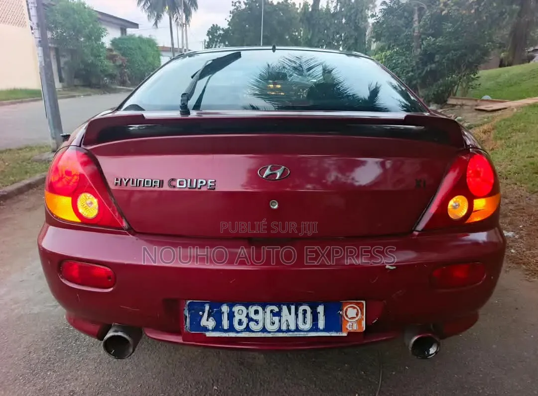 Hyundai Verna 2002 Rouge