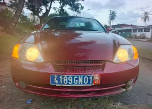 Hyundai Verna 2002 Rouge