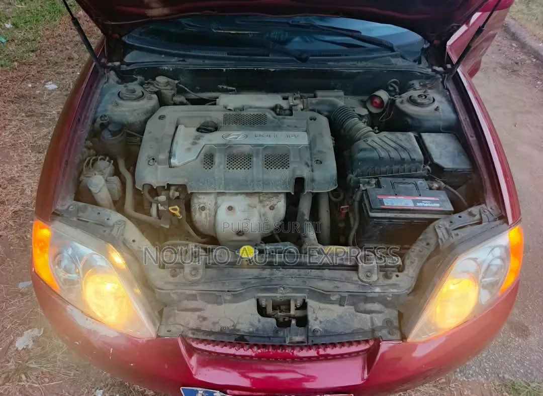 Hyundai Verna 2002 Rouge
