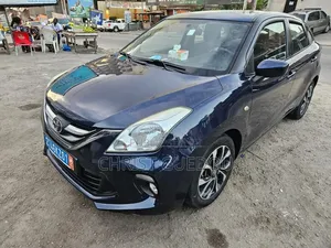 Toyota Starlet 2024 Bleu
