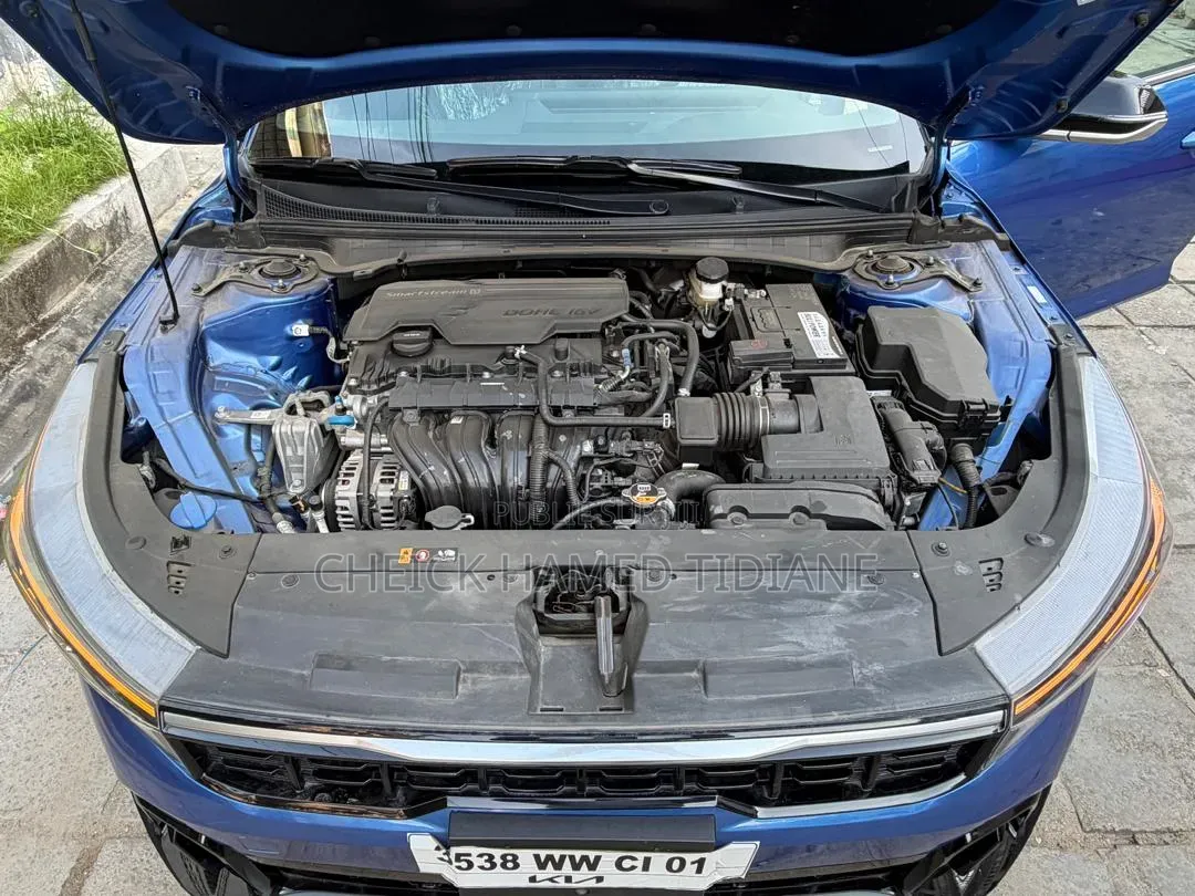 Kia K4 2025 Bleu