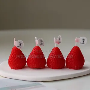 Bougies Parfumées À La Fraise.