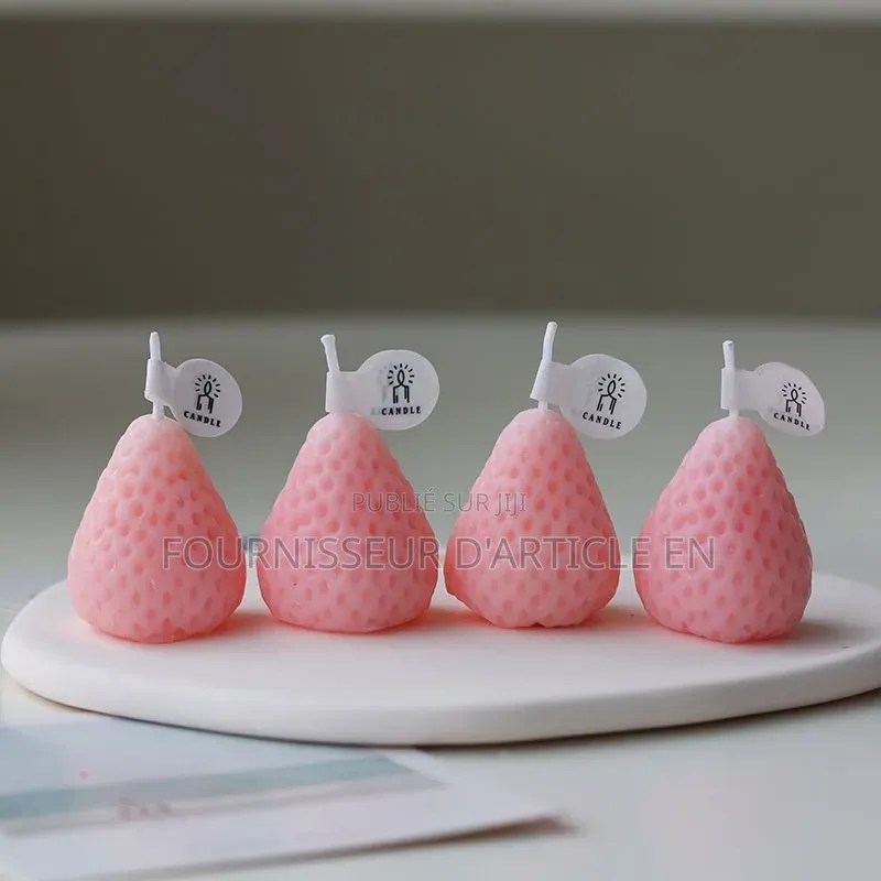 Bougies Parfumées À La Fraise.