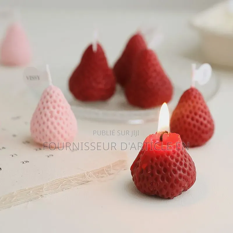 Bougies Parfumées À La Fraise.
