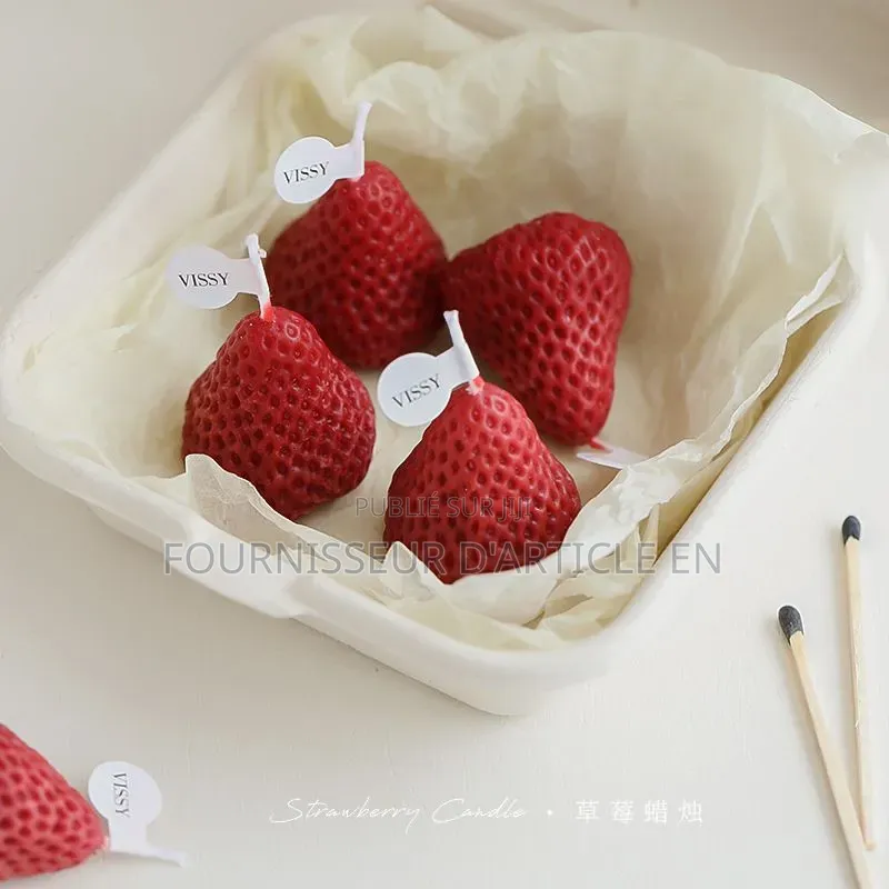 Bougies Parfumées À La Fraise.