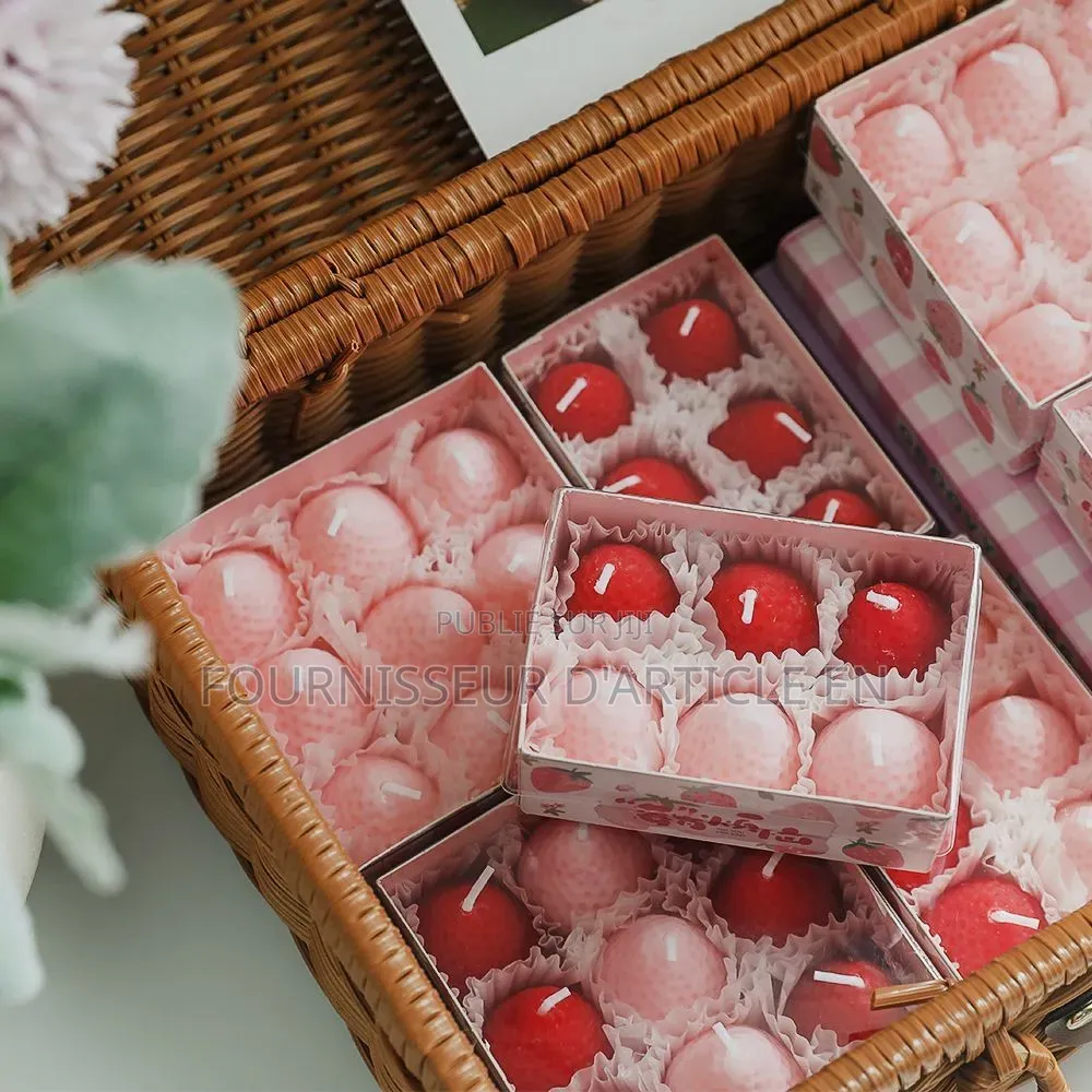 Bougies Parfumées À La Fraise.