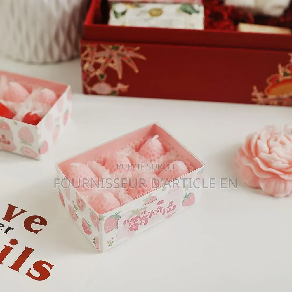 Bougies Parfumées À La Fraise.