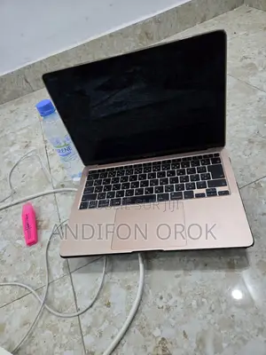 Ordinateur portable Pomme MacBook Air 2020 8GB Intel Core i5 SSD 512GB