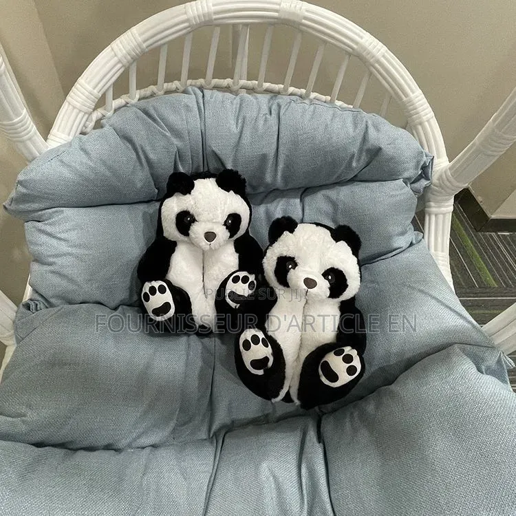 Chaussure Pantoufles Ours en Peluche.