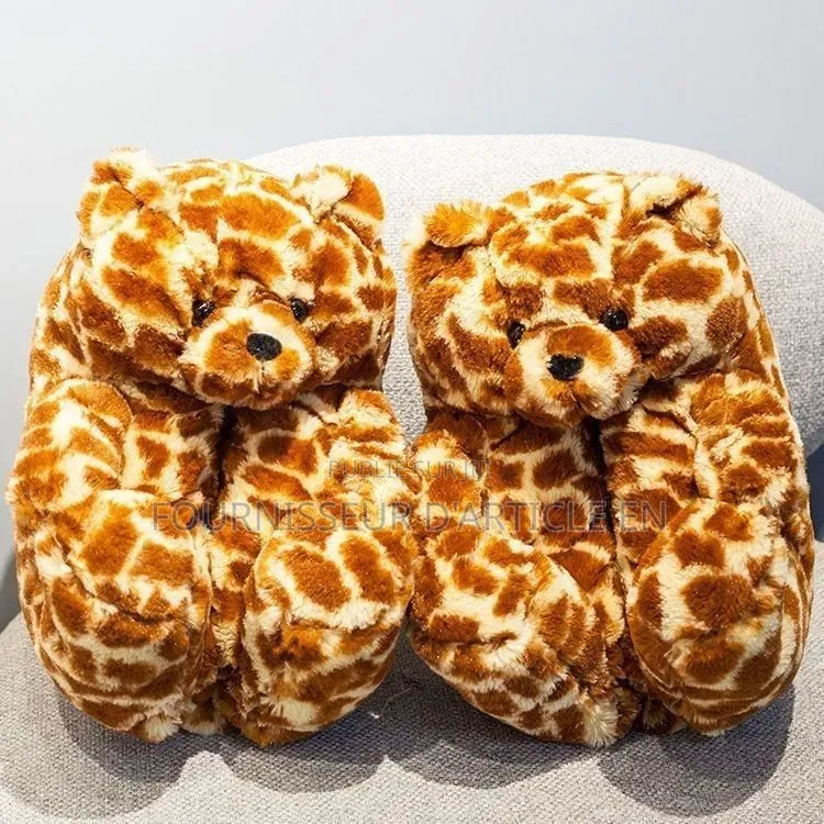 Chaussure Pantoufles Ours en Peluche.