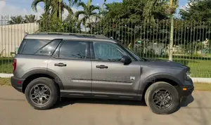 Ford Bronco 2022 Gris