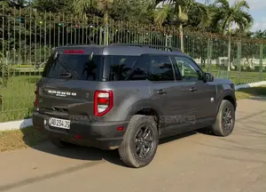 Ford Bronco 2022 Gris