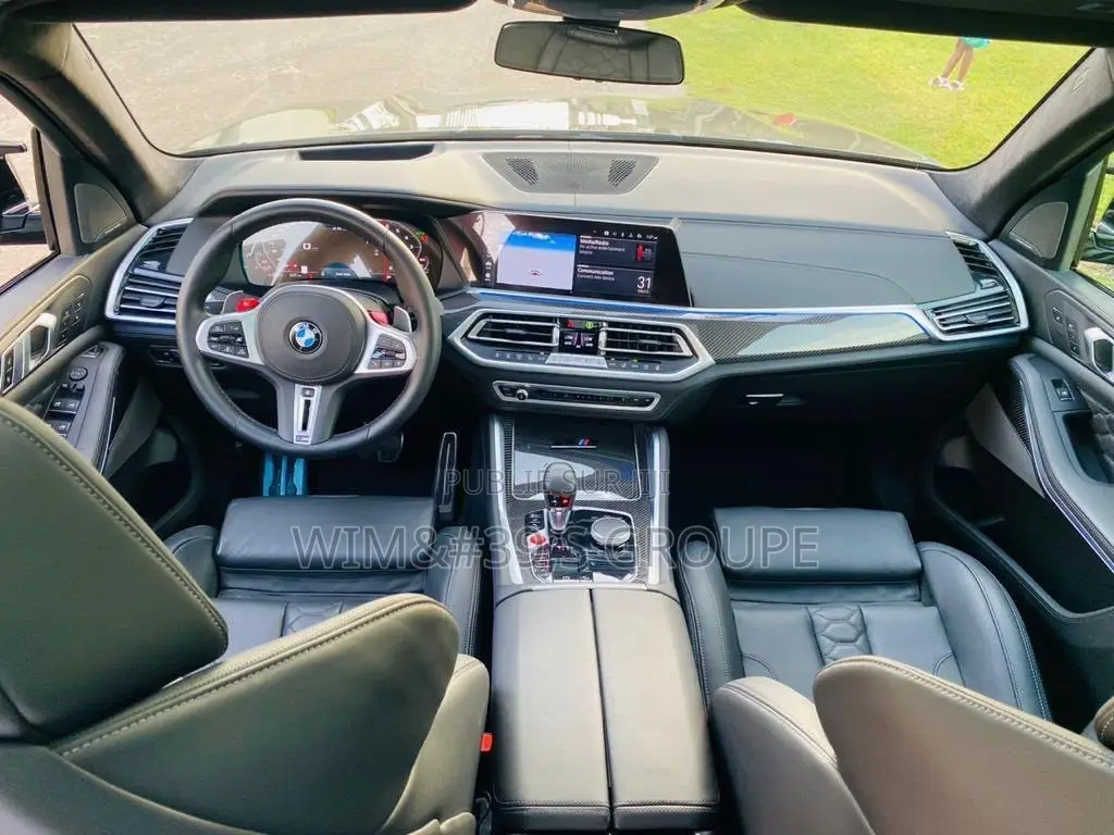 Nouveau BMW X5 M50i 2023 Gris