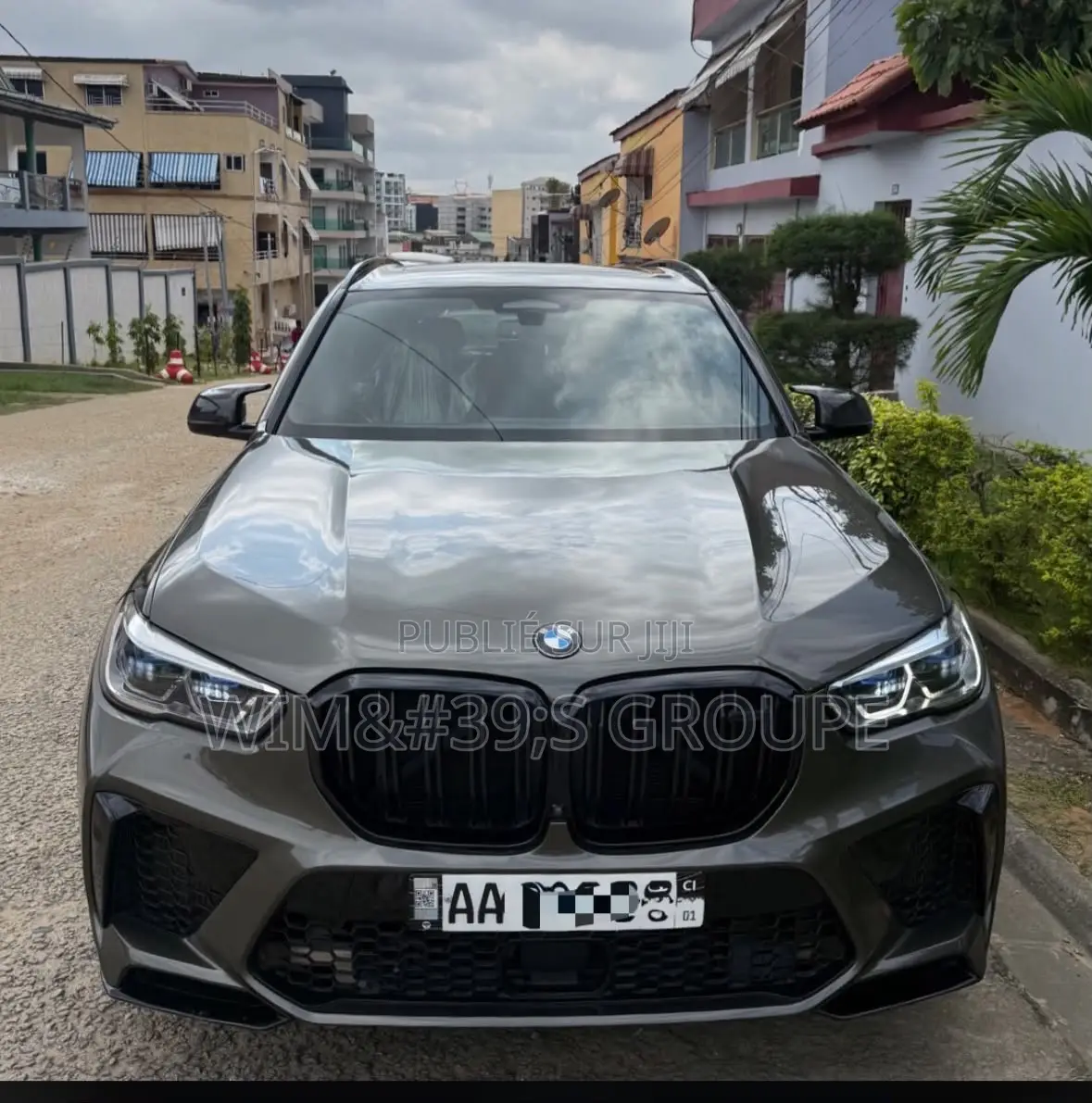 Nouveau BMW X5 M50i 2023 Gris