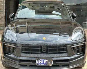 Nouveau Porsche Macan 2023 Noir