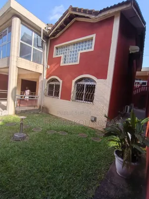 10chbre Duplex dans Ange Immobilier, Cocody à Vendre