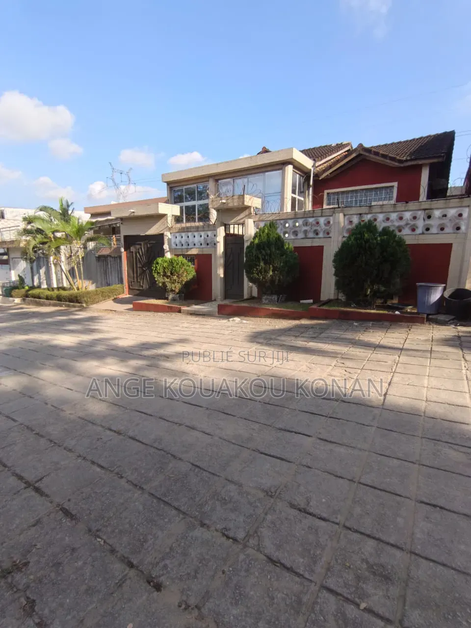 10chbre Duplex dans Ange Immobilier, Cocody à Vendre