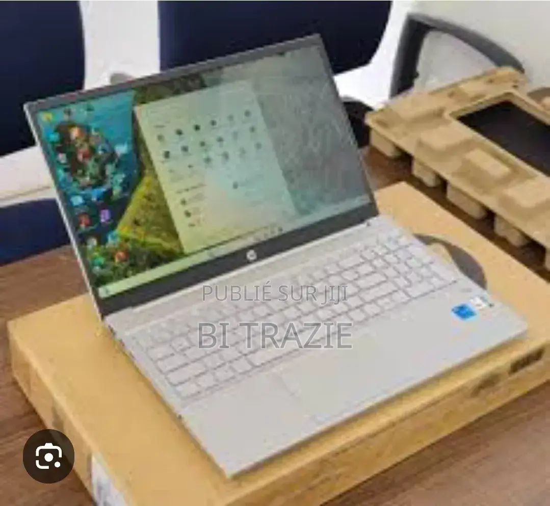 Nouveau Lenovo 3000 N500 36GB AMD Ryzen 7 SSHD (Hybrid) 512GB
