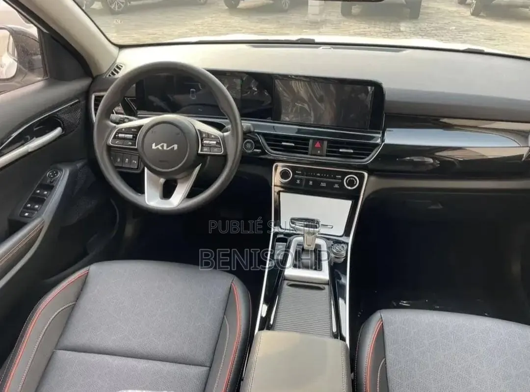 Nouveau Kia Seltos 2026 Blanc cassé