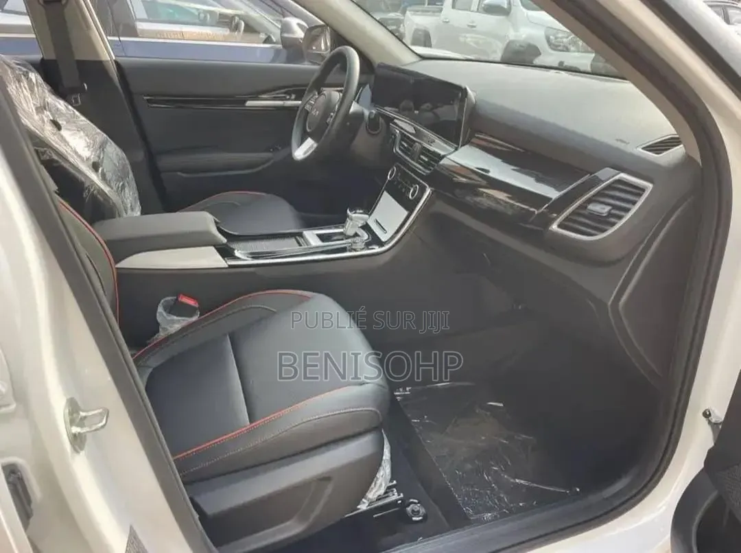 Nouveau Kia Seltos 2026 Blanc cassé