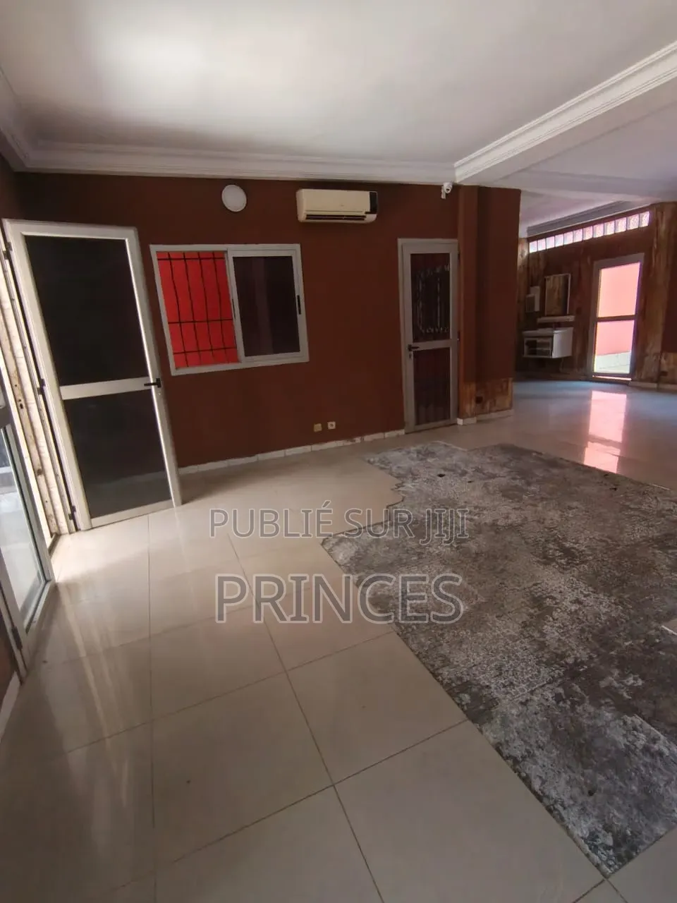 10chbre Duplex dans Prince Immobilier, Cocody à Vendre