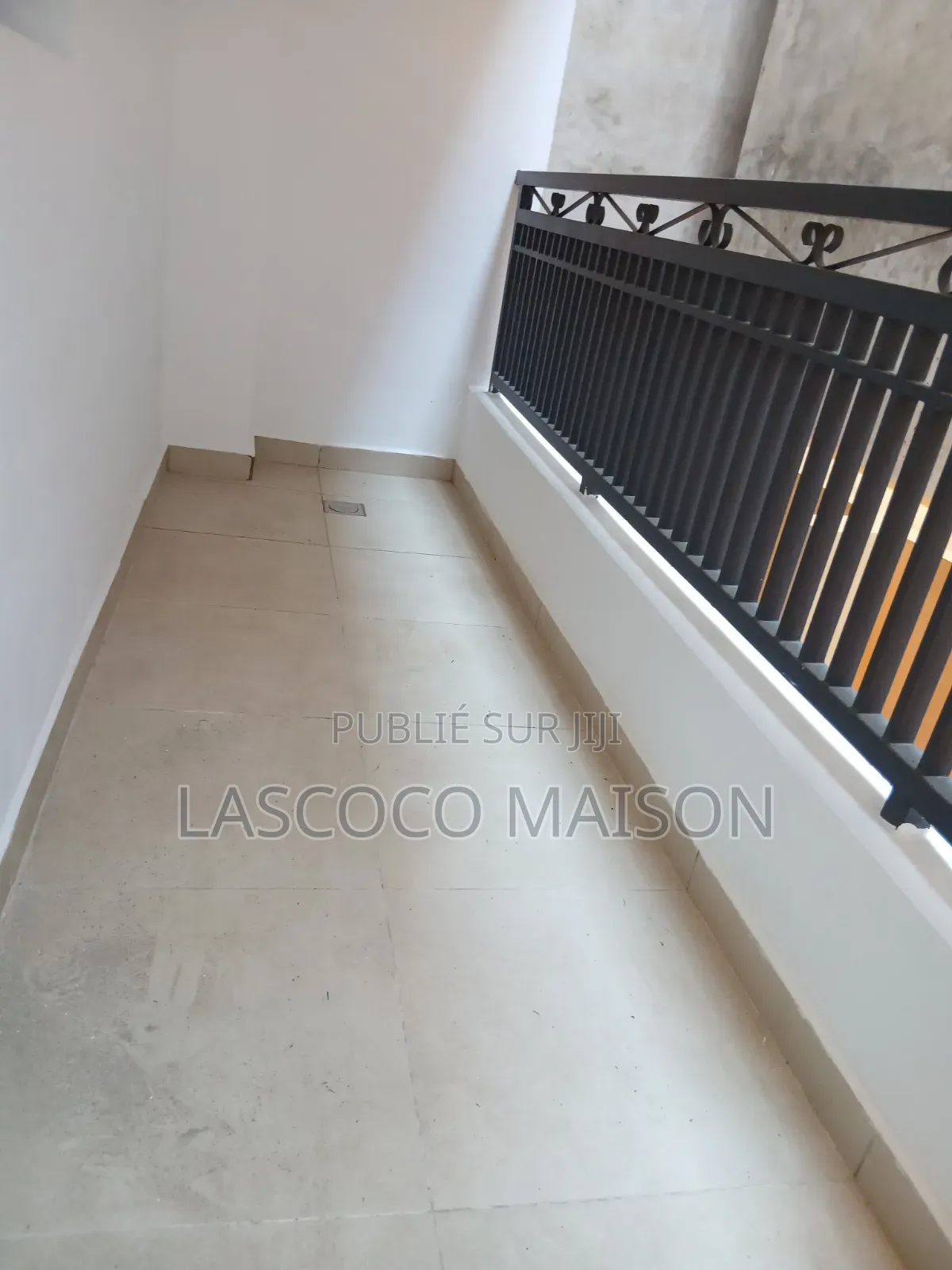 3chbre Appartement dans Lascoco Maison, Cocody à Louer