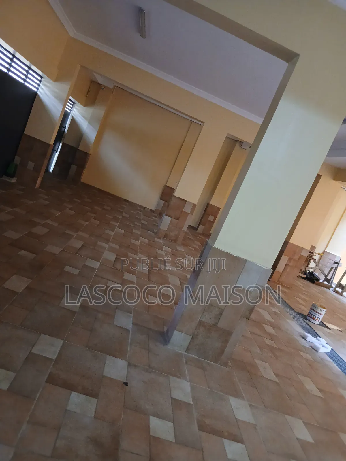 3chbre Appartement dans Lascoco Maison, Cocody à Louer