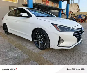 Hyundai Elantra 2020 Blanc