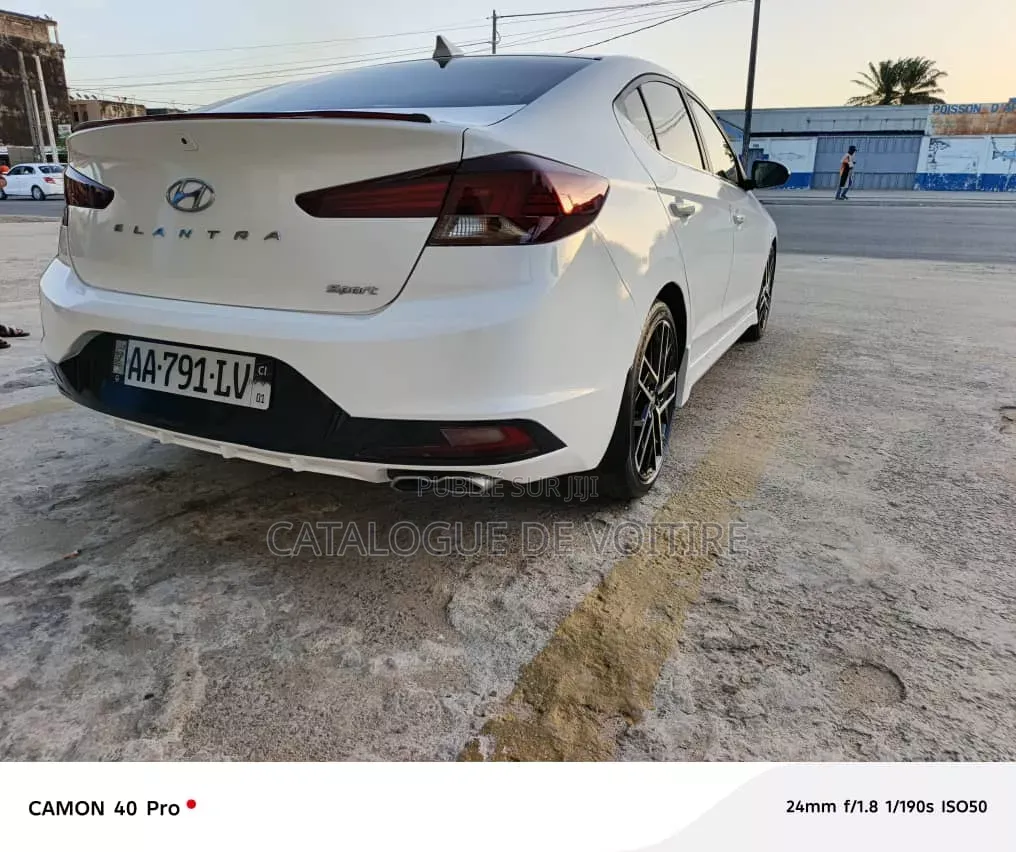 Hyundai Elantra 2020 Blanc