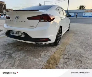 Hyundai Elantra 2020 Blanc