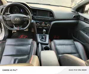 Hyundai Elantra 2020 Blanc