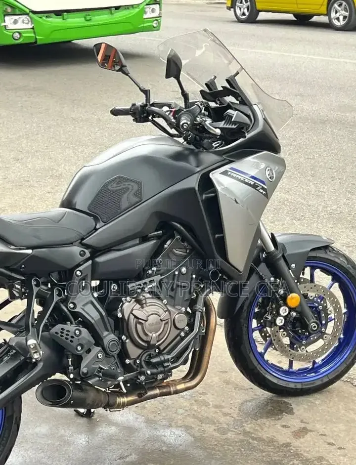 Nouveau Yamaha XSR700 2024 Noir