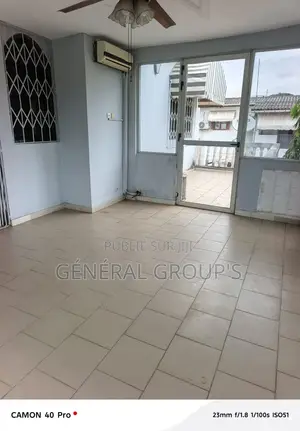 4chbre Appartement partagé dans Boga Hugues, Cocody à Louer