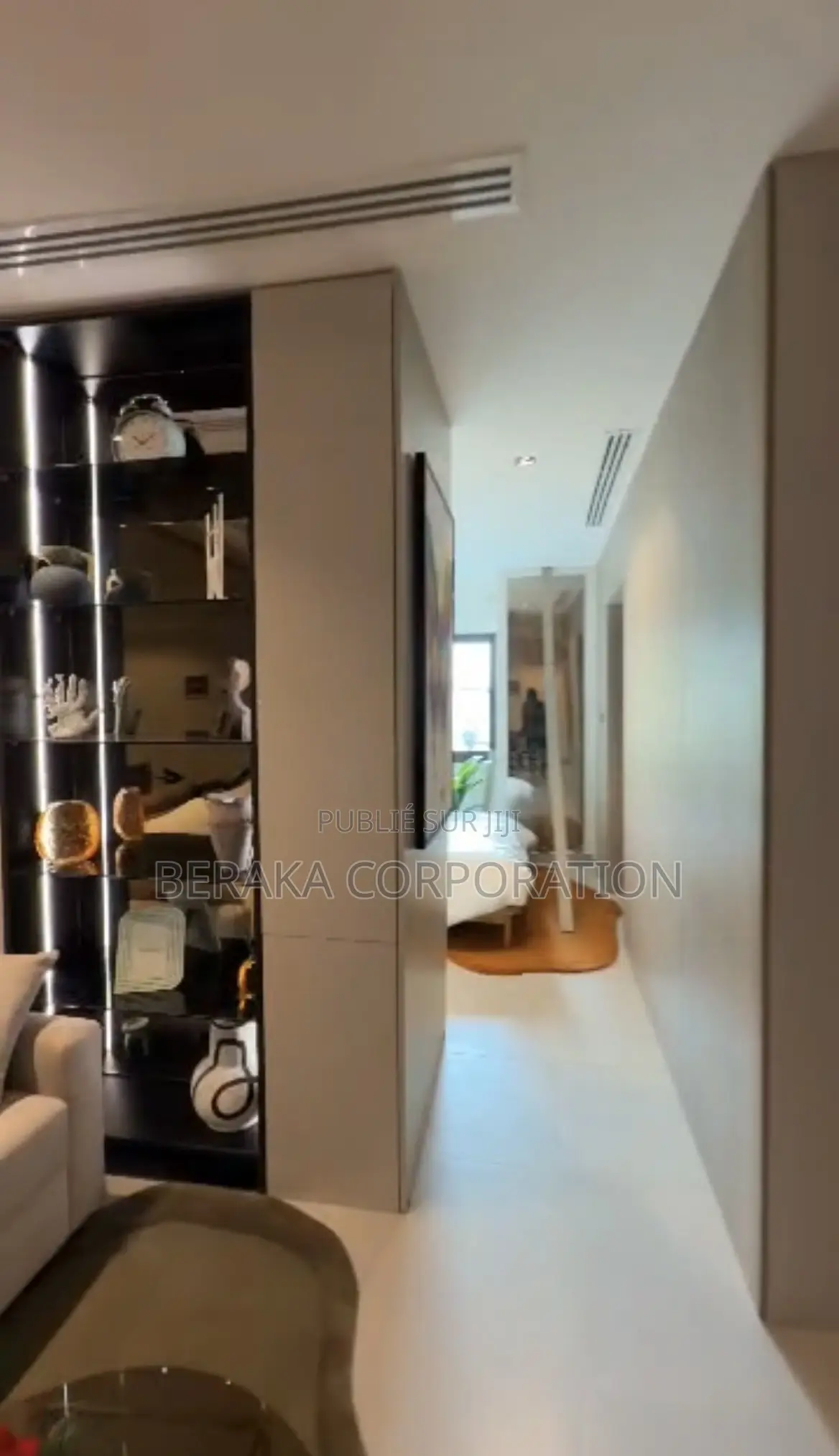 Meublé Studio dans Beraka Corporation, Cocody à Vendre