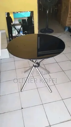 Table À Manger