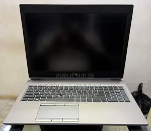 Ordinateur portable HP ZBook 15 32GB Intel Core i9 SSD 512GB