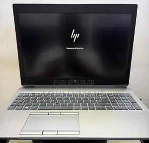 Ordinateur portable HP ZBook 15 32GB Intel Core i9 SSD 512GB