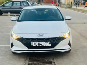 Hyundai Elantra Limited 2022 Blanc