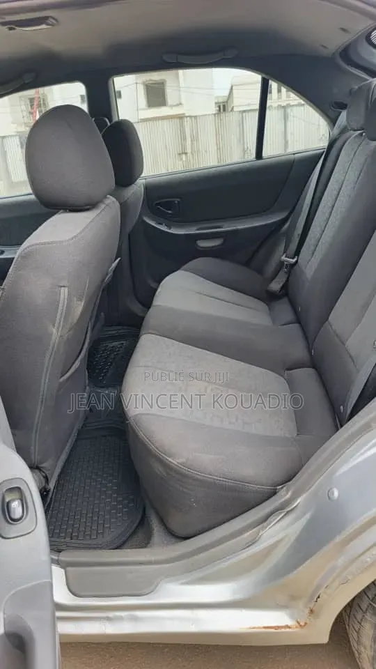Hyundai Avante 2012 Gris