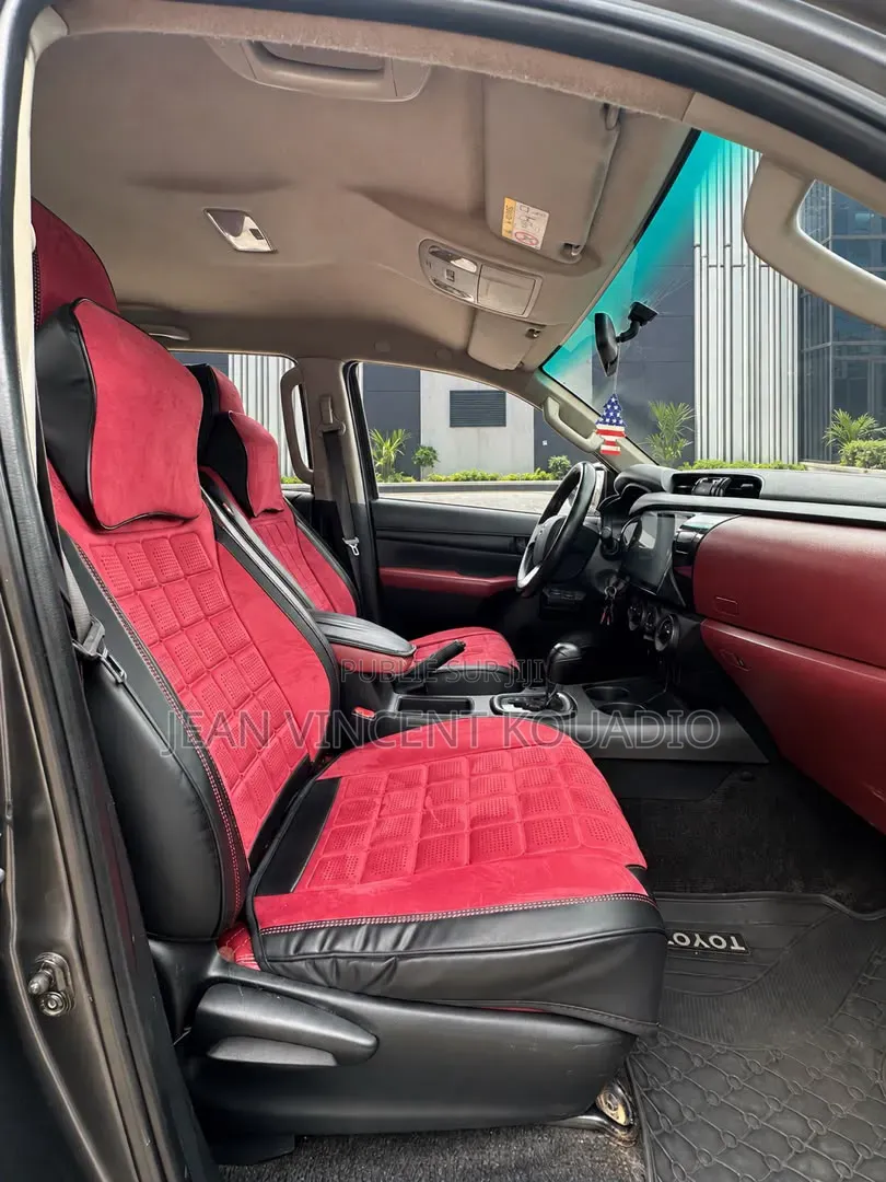Toyota Hilux SR 4x4 2018 Noir