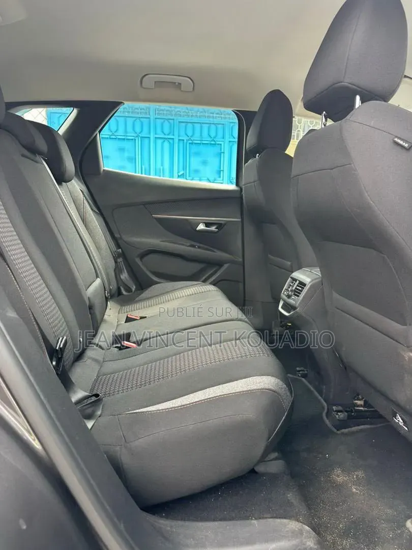 Peugeot 3008 2021 Argenté