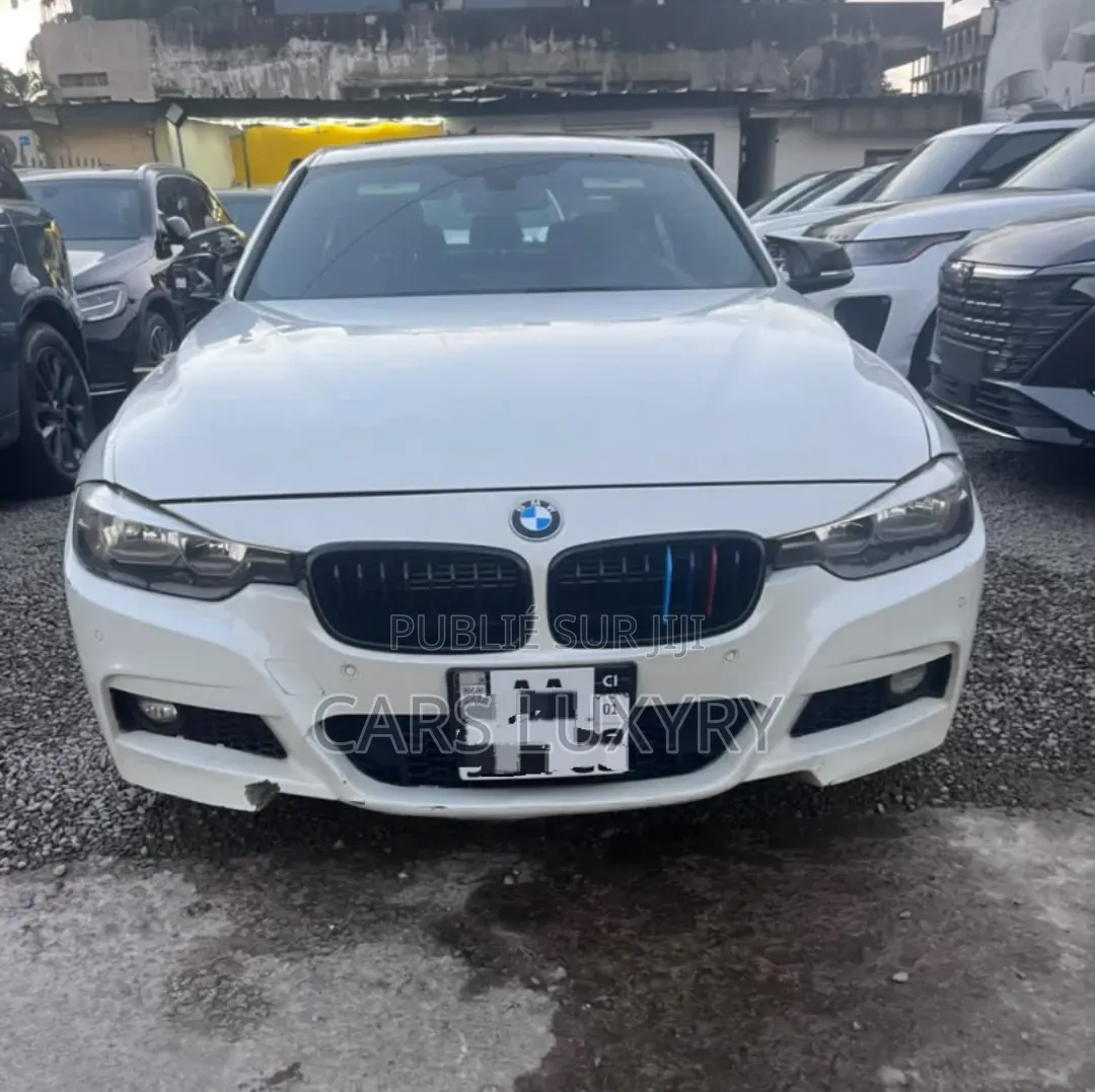 BMW 330i 2018 Blanc