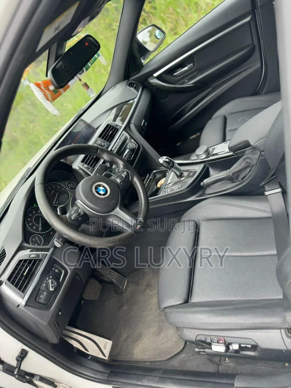 BMW 330i 2018 Blanc