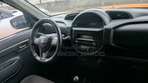 Suzuki S-Presso 2024 Jaune