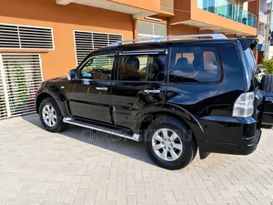 Mitsubishi Pajero 2016 Noir