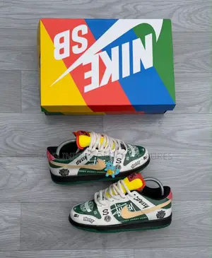 Ces Baskets Nike SB Dunk Low