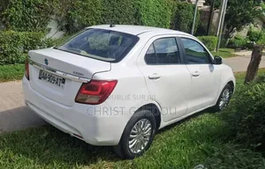 Suzuki Dzire 2023 Blanc