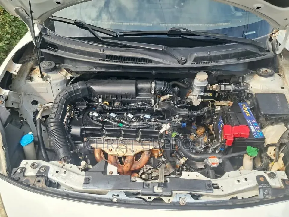 Suzuki Dzire 2023 Blanc